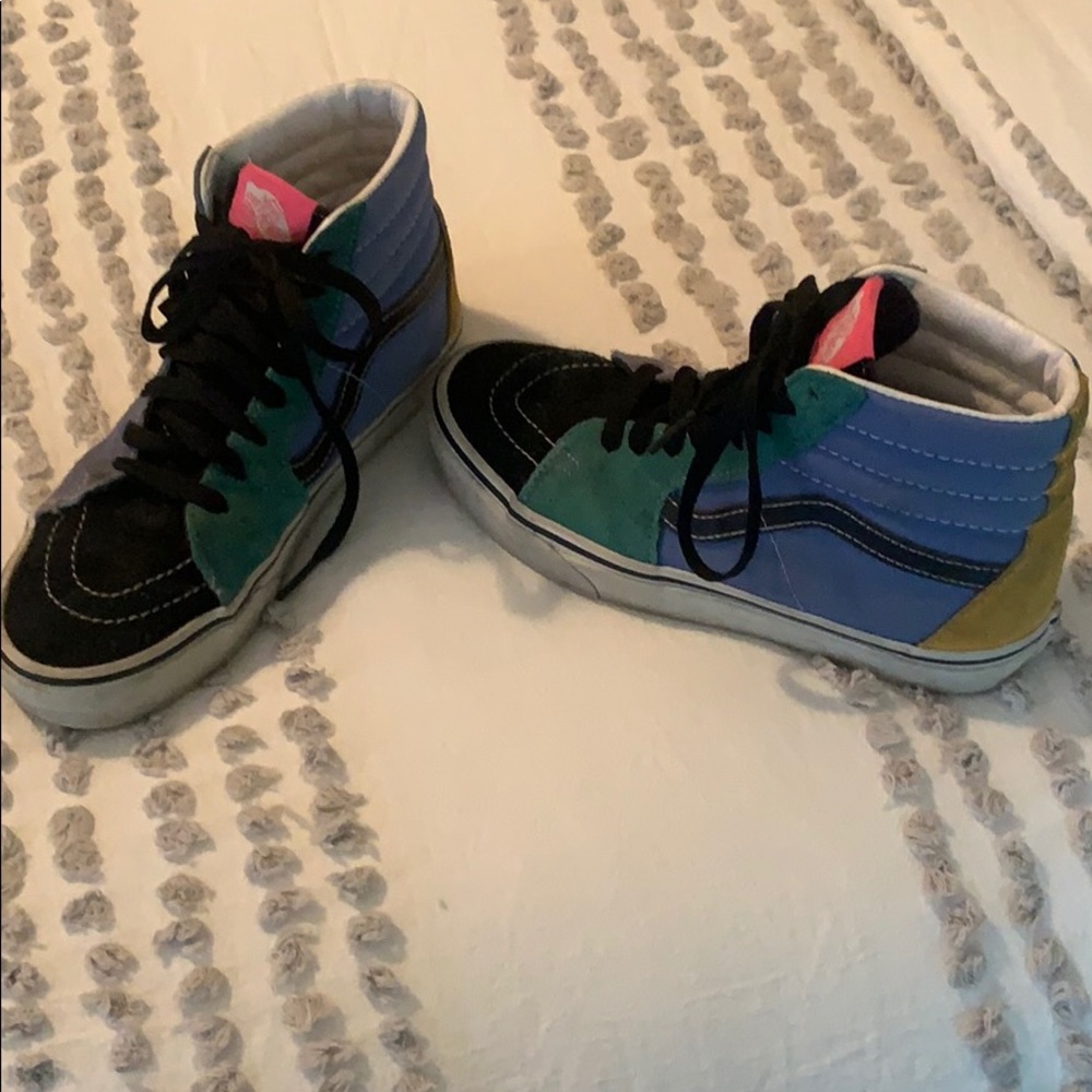 Men’s/ Boys Vans size 5.5